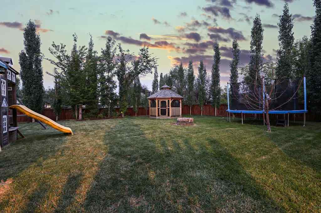 MLS® A2253826 - 4 Lloyd Crescent NE in NONE Langdon, Residential