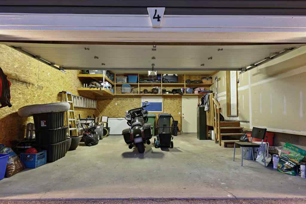 MLS® A2253826 - 4 Lloyd Crescent NE in NONE Langdon, Residential