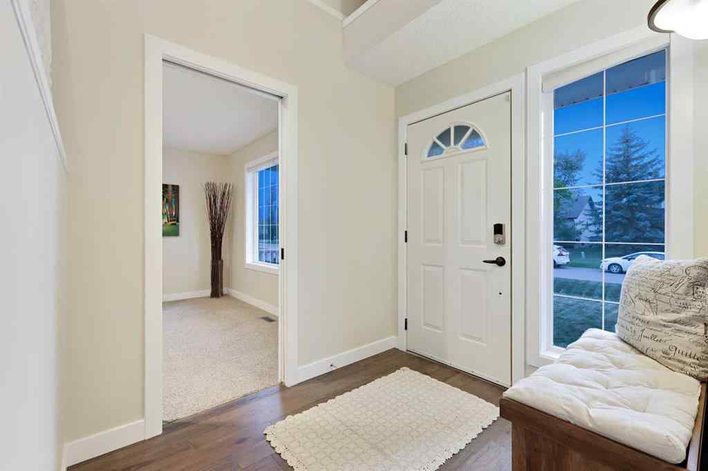 MLS® A2253826 - 4 Lloyd Crescent NE in NONE Langdon, Residential