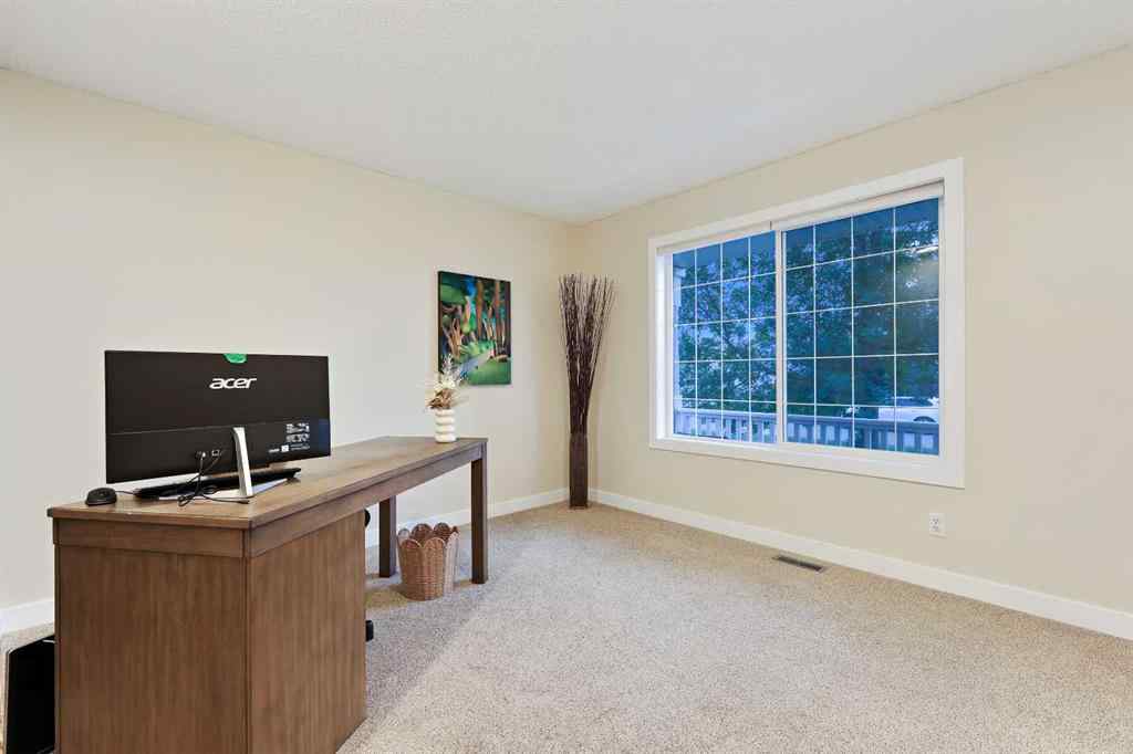 MLS® A2253826 - 4 Lloyd Crescent NE in NONE Langdon, Residential