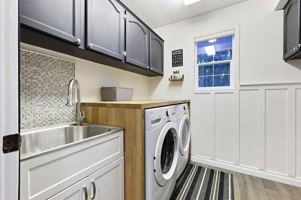 MLS® A2253826 - 4 Lloyd Crescent NE in NONE Langdon, Residential
