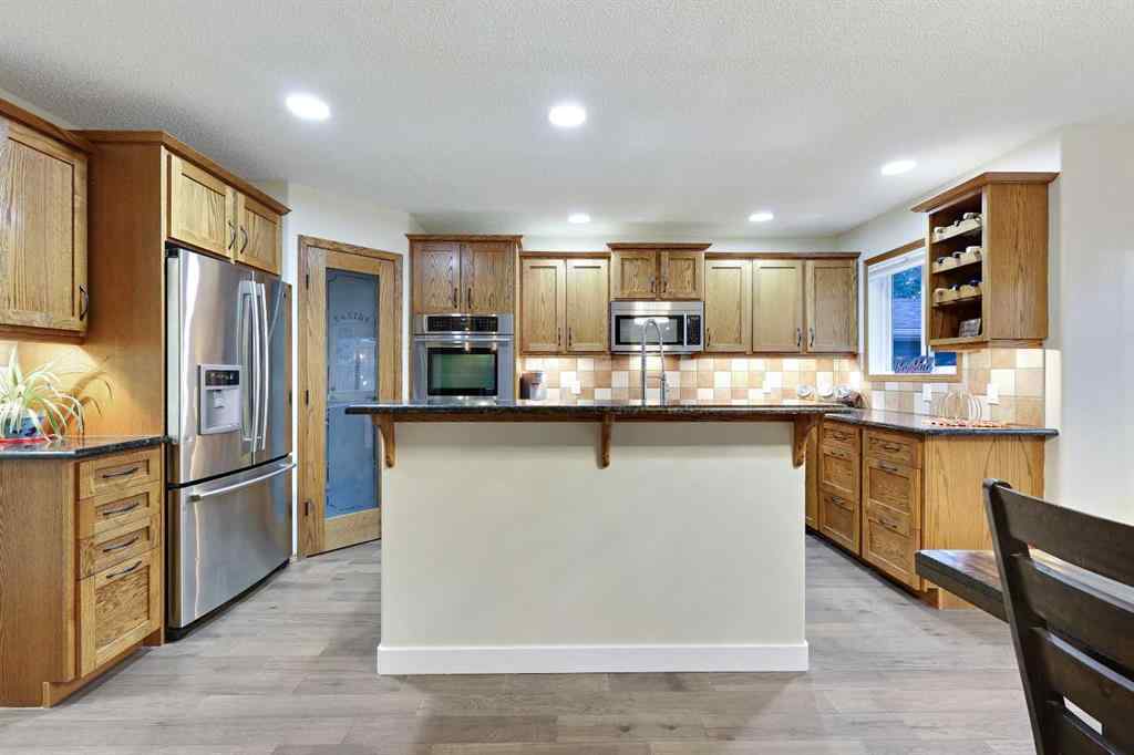 MLS® A2253826 - 4 Lloyd Crescent NE in NONE Langdon, Residential