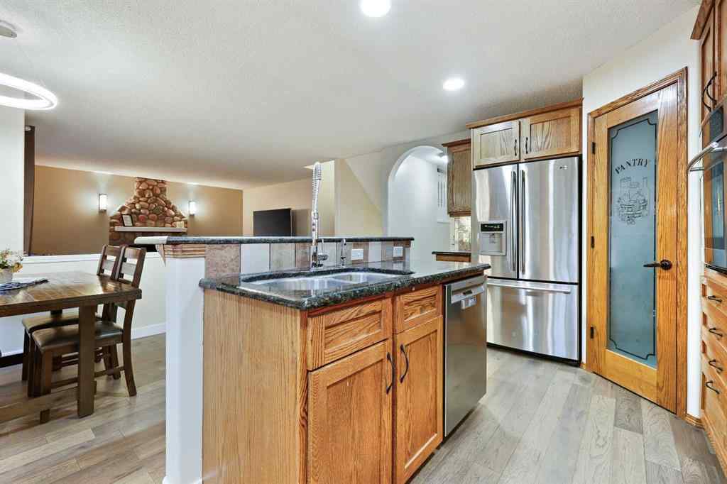 MLS® A2253826 - 4 Lloyd Crescent NE in NONE Langdon, Residential