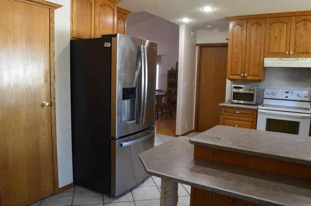 MLS® A2253828 - 94 Lund Close  in Lancaster Meadows Red Deer, Residential