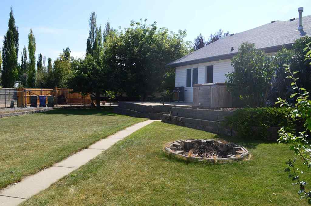 MLS® A2253828 - 94 Lund Close  in Lancaster Meadows Red Deer, Residential