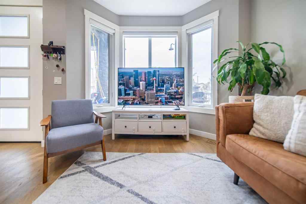MLS® A2253837 - Unit #1 4517 Bowness Road NW in Montgomery Calgary, Residential