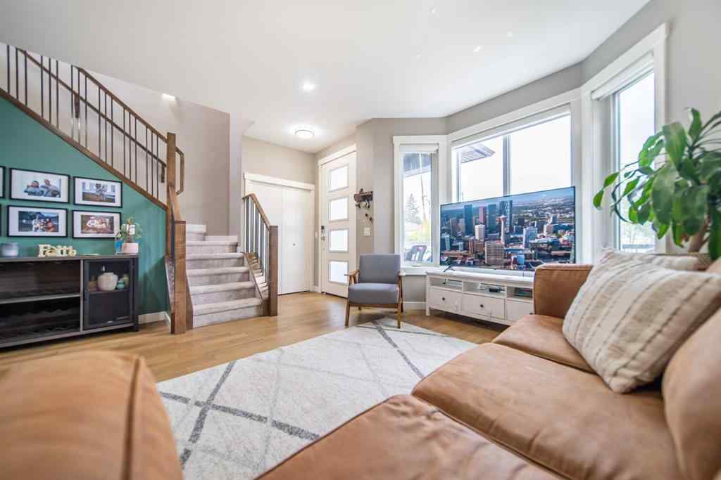 MLS® A2253837 - Unit #1 4517 Bowness Road NW in Montgomery Calgary, Residential