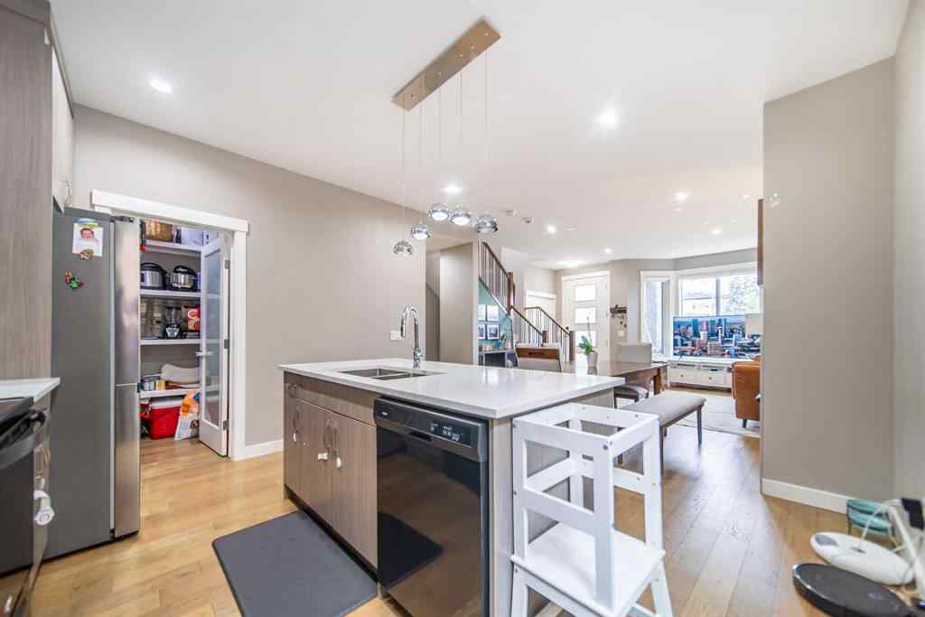 MLS® A2253837 - Unit #1 4517 Bowness Road NW in Montgomery Calgary, Residential