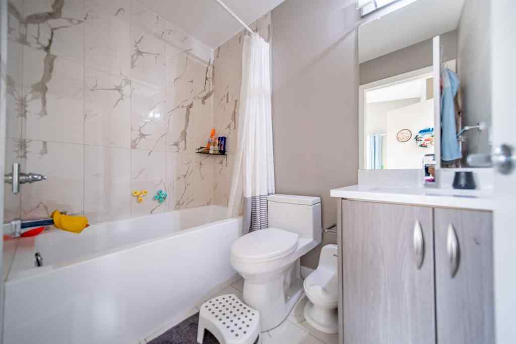 MLS® A2253837 - Unit #1 4517 Bowness Road NW in Montgomery Calgary, Residential