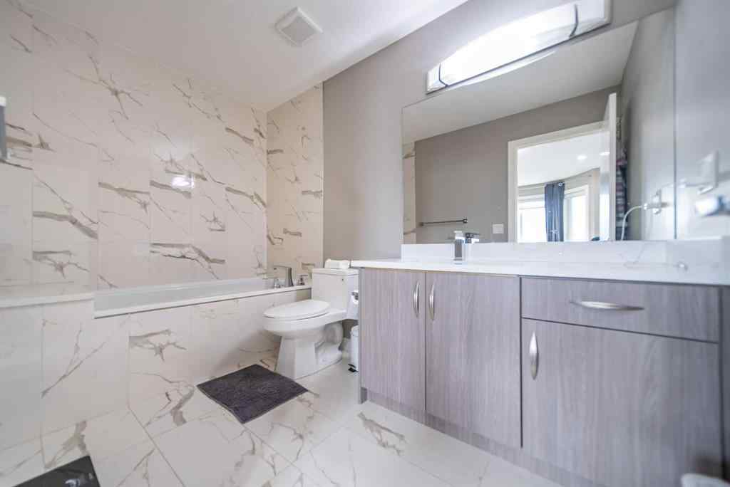 MLS® A2253837 - Unit #1 4517 Bowness Road NW in Montgomery Calgary, Residential