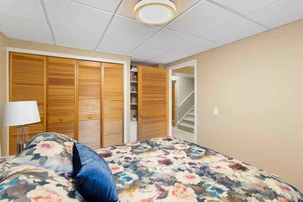 MLS® A2253838 - 39 Woodgreen Drive SW in Woodlands Calgary, Residential