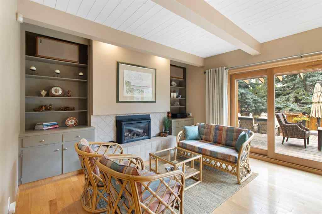 MLS® A2253838 - 39 Woodgreen Drive SW in Woodlands Calgary, Residential