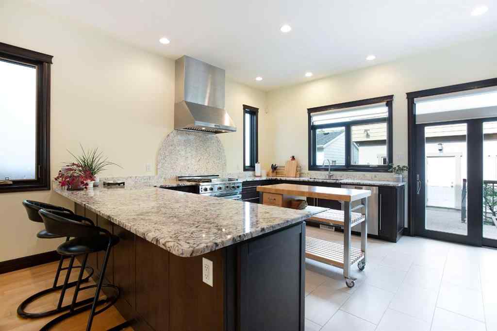 MLS® A2253842 - 537 34A Street NW in Parkdale Calgary, Residential