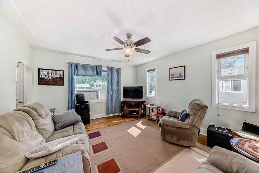 MLS® A2253845 - 5906 56 Street  in NONE Taber, Residential