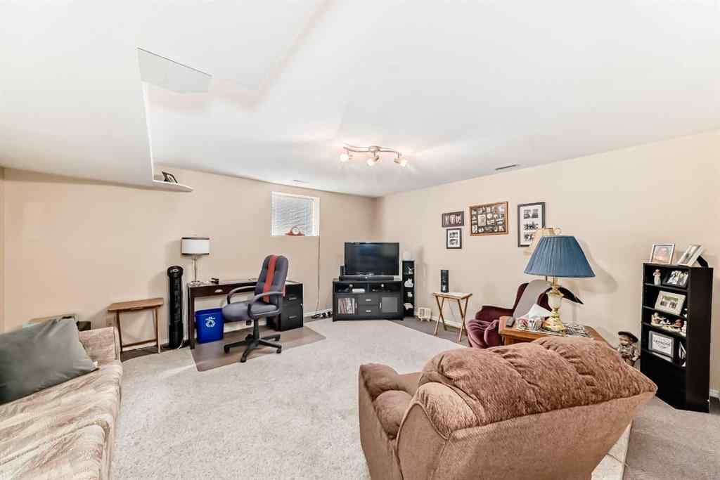 MLS® A2253845 - 5906 56 Street  in NONE Taber, Residential