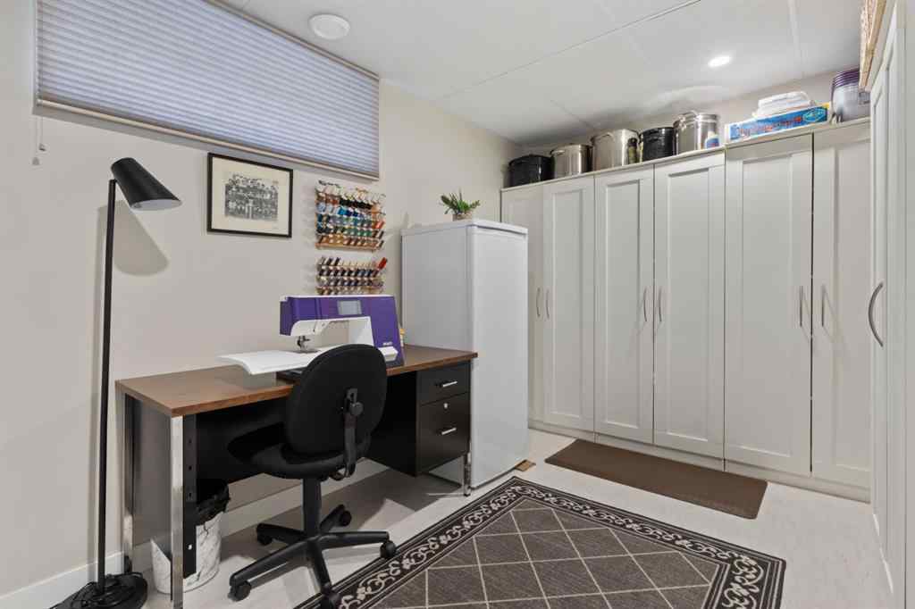 MLS® A2253847 - 2607 63 Street  in Valleyview Camrose, Residential