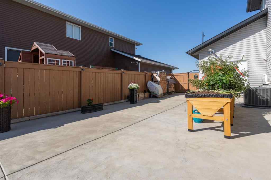 MLS® A2253847 - 2607 63 Street  in Valleyview Camrose, Residential