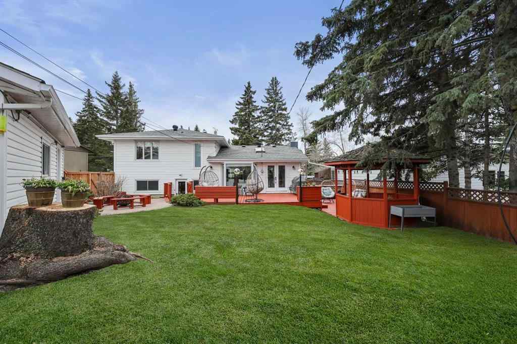 MLS® A2253848 - 3224 Conrad Drive NW in Charleswood Calgary, Residential