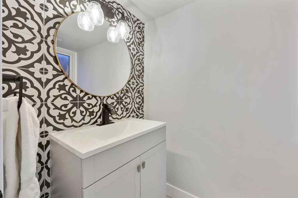 MLS® A2253848 - 3224 Conrad Drive NW in Charleswood Calgary, Residential