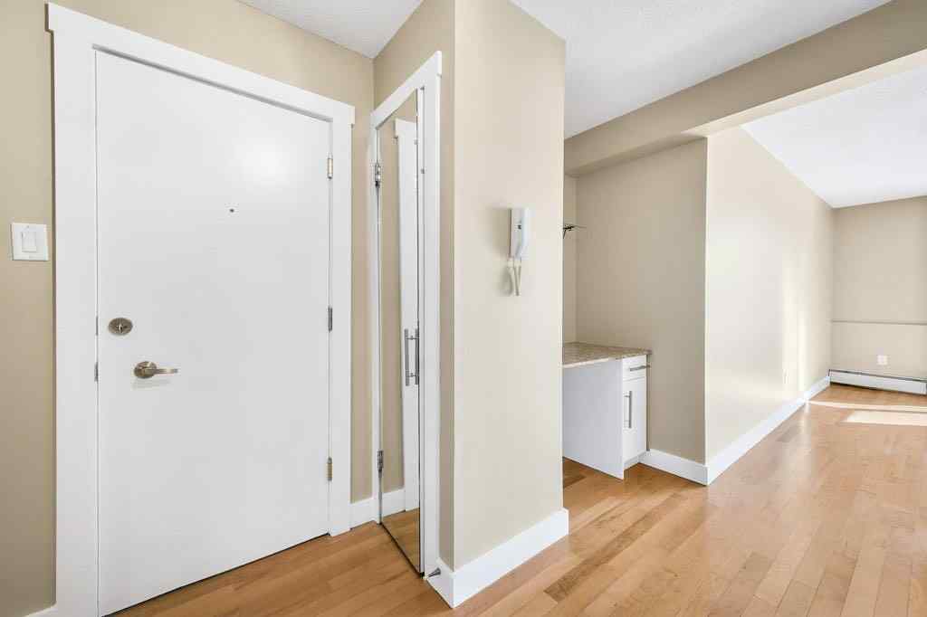 MLS® A2253852 - Unit #102 2209 14 Street SW in Bankview Calgary, Residential