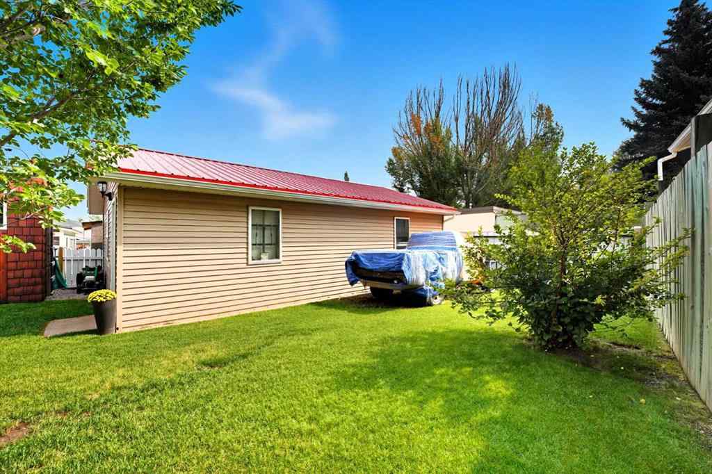 MLS® A2253854 - 1454 Hunterbrook Road NW in Huntington Hills Calgary, Residential
