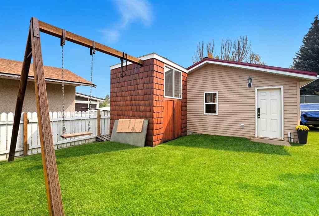 MLS® A2253854 - 1454 Hunterbrook Road NW in Huntington Hills Calgary, Residential