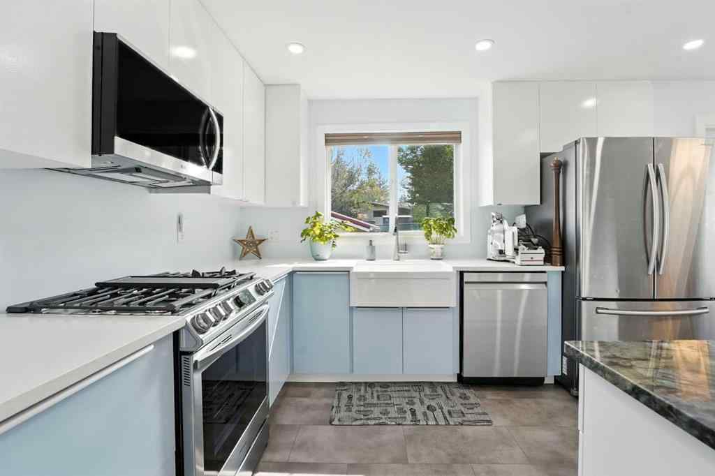 MLS® A2253854 - 1454 Hunterbrook Road NW in Huntington Hills Calgary, Residential