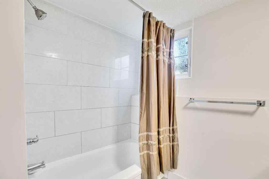 MLS® A2253855 - 524 Whitehorn Way NE in Whitehorn Calgary, Residential