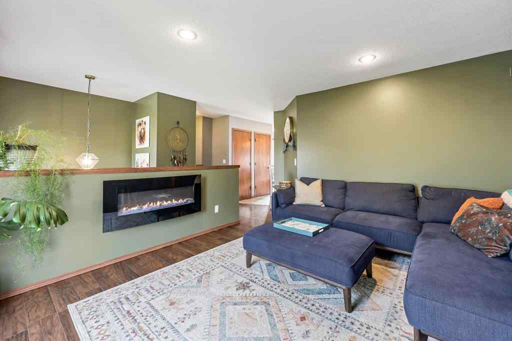 MLS® A2253860 - 245 200 Valarosa Place  in NONE Didsbury, Residential