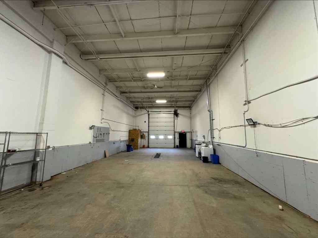 MLS® A2253861 - Unit #11 8802 112 Street  in Richmond Industrial Park Grande Prairie, Commercial