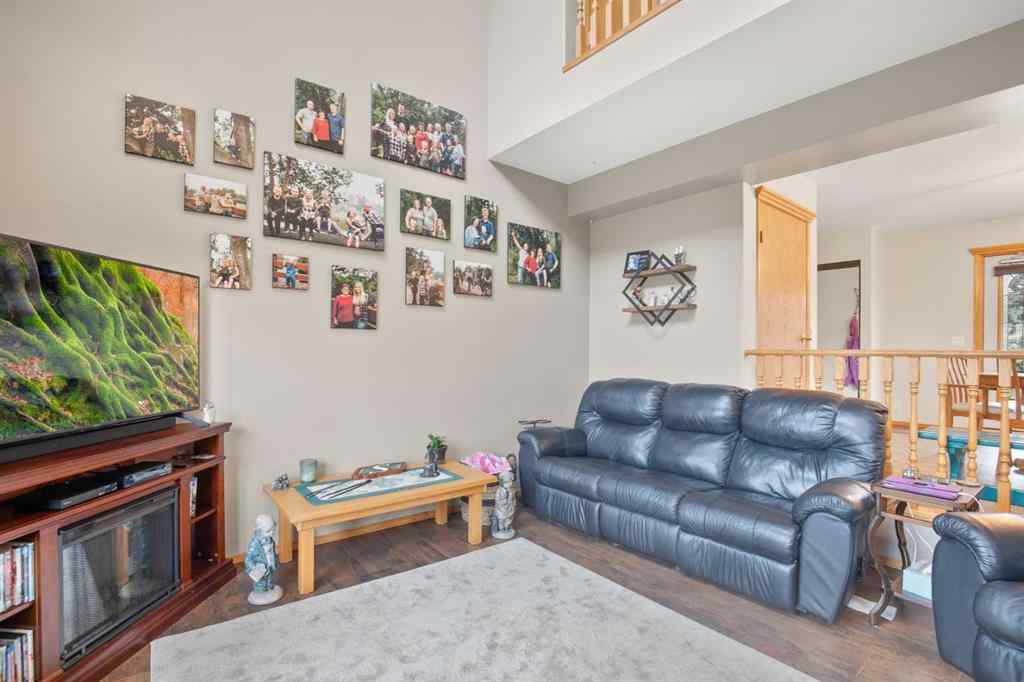 MLS® A2253862 - 1530 TWP Road 414   in NONE Rural Lacombe County, Residential