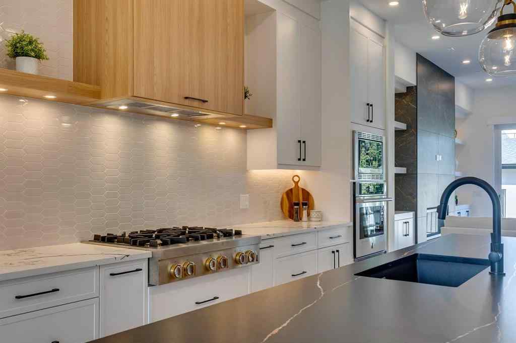 MLS® A2253869 - 2410 29 Avenue SW in Richmond Calgary, Residential