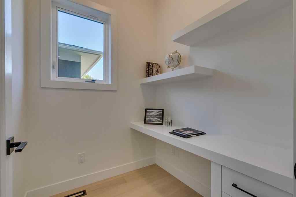 MLS® A2253869 - 2410 29 Avenue SW in Richmond Calgary, Residential
