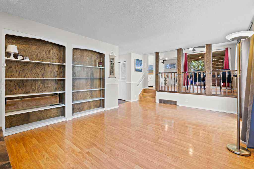 MLS® A2253870 - 215 Ranchview Court NW in Ranchlands Calgary, Residential