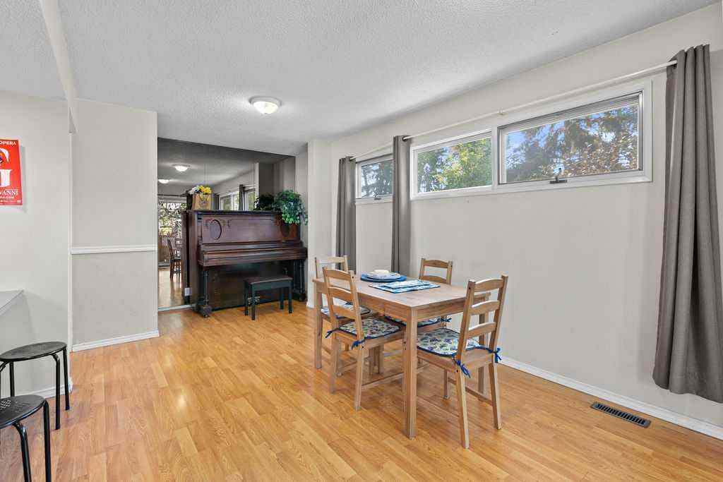 MLS® A2253870 - 215 Ranchview Court NW in Ranchlands Calgary, Residential