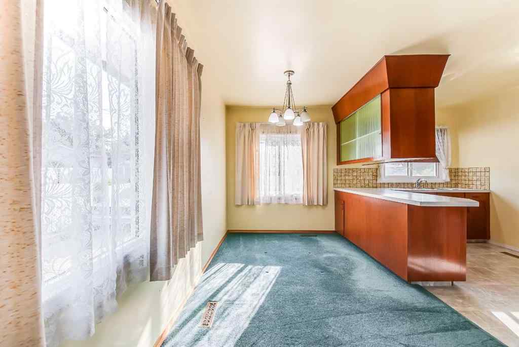 MLS® A2253871 - 1967 15 Avenue SE in Crestwood-Norwood Medicine Hat, Residential