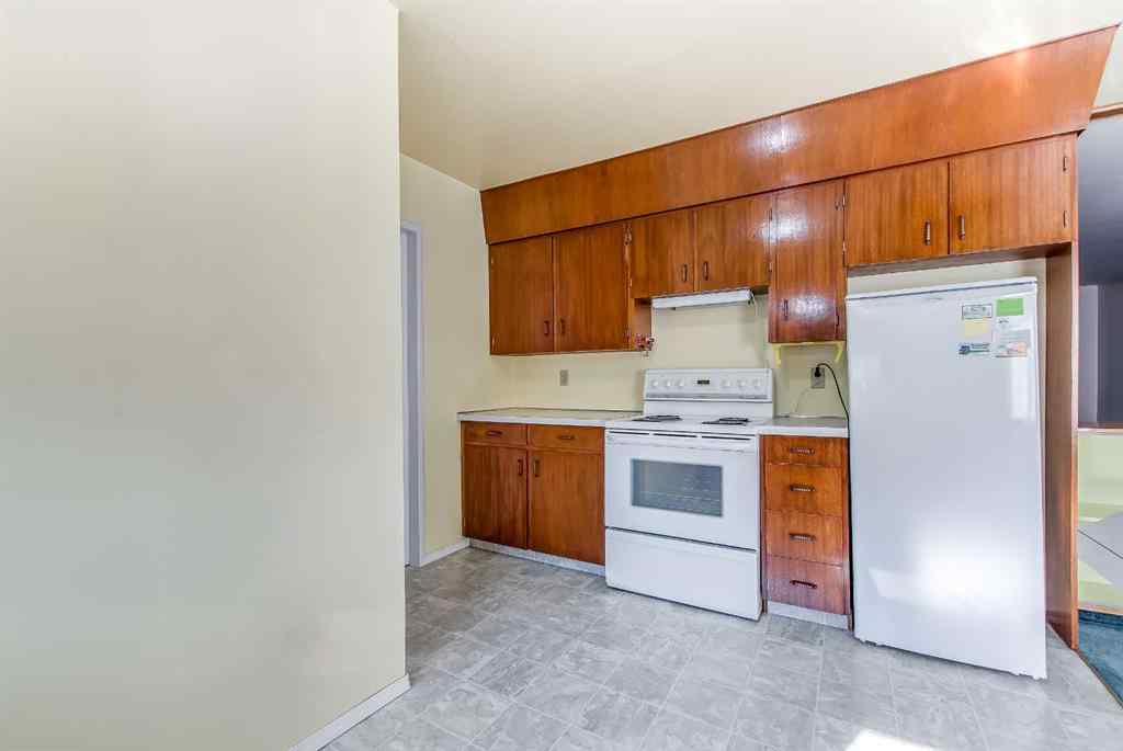 MLS® A2253871 - 1967 15 Avenue SE in Crestwood-Norwood Medicine Hat, Residential