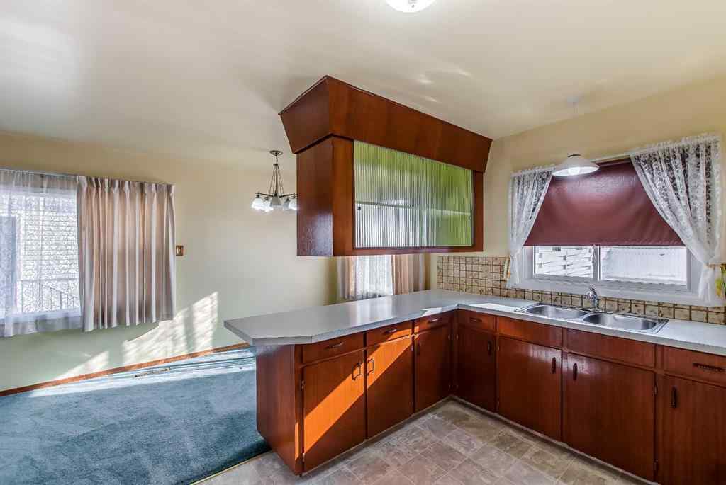 MLS® A2253871 - 1967 15 Avenue SE in Crestwood-Norwood Medicine Hat, Residential