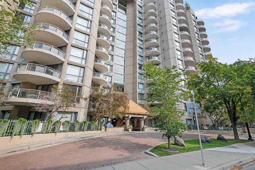MLS® A2253875 - Unit #303 804 3 Avenue SW in Eau Claire Calgary, Residential