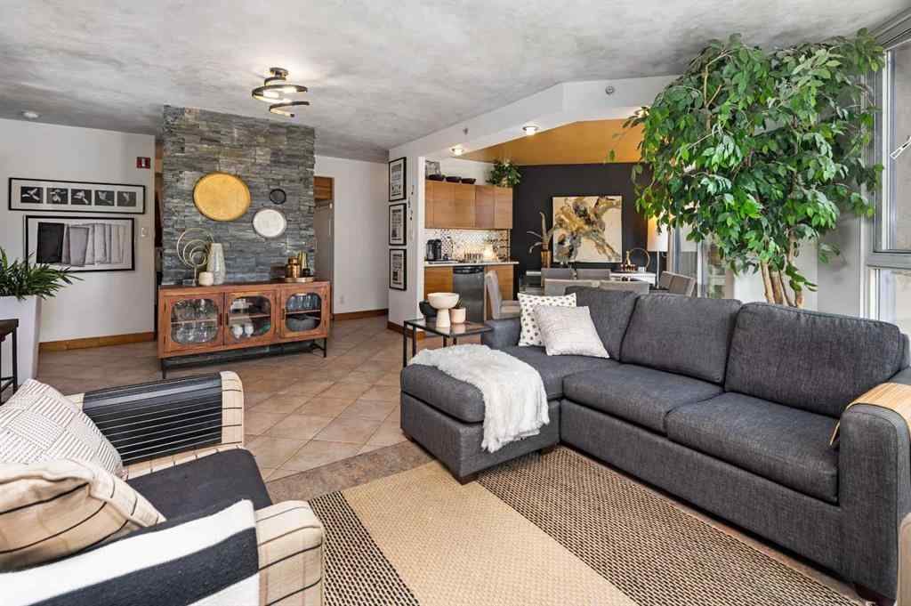 MLS® A2253875 - Unit #303 804 3 Avenue SW in Eau Claire Calgary, Residential