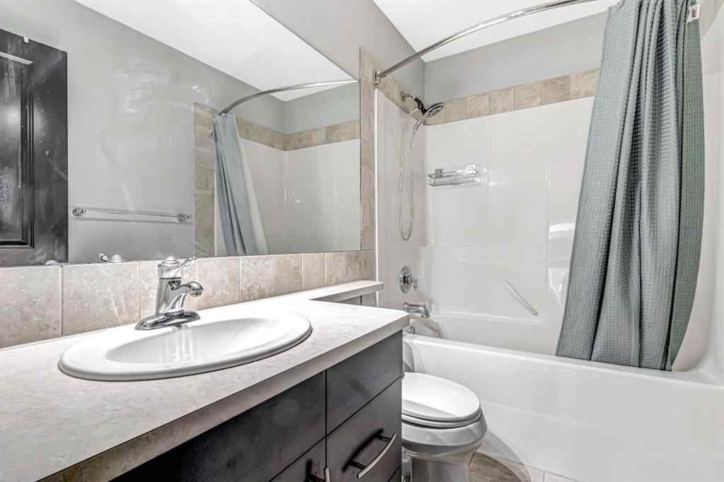 MLS® A2253876 - 284 Kincora Heights NW in Kincora Calgary, Residential