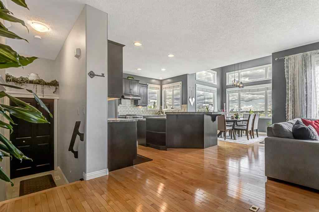 MLS® A2253876 - 284 Kincora Heights NW in Kincora Calgary, Residential