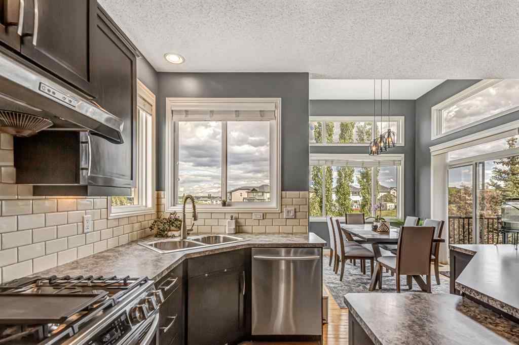MLS® A2253876 - 284 Kincora Heights NW in Kincora Calgary, Residential