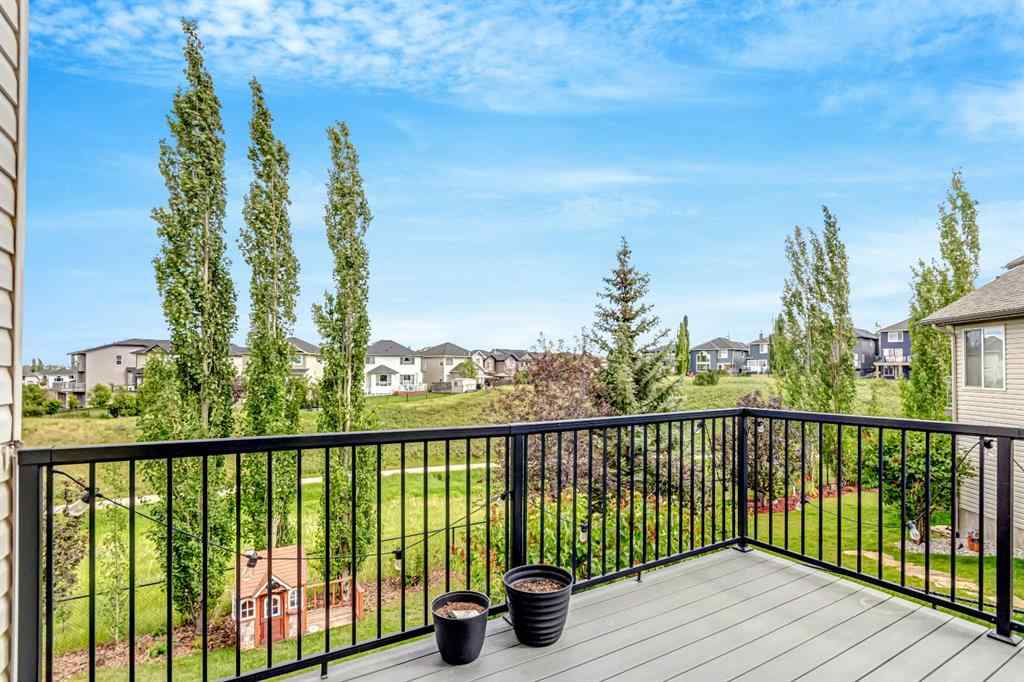 MLS® A2253876 - 284 Kincora Heights NW in Kincora Calgary, Residential