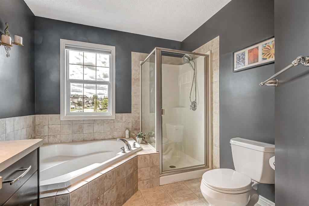 MLS® A2253876 - 284 Kincora Heights NW in Kincora Calgary, Residential