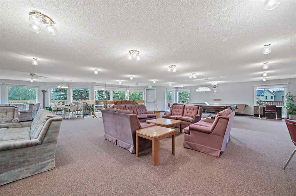 MLS® A2253877 - 22 Sandarac Circle NW in Sandstone Valley Calgary, Residential