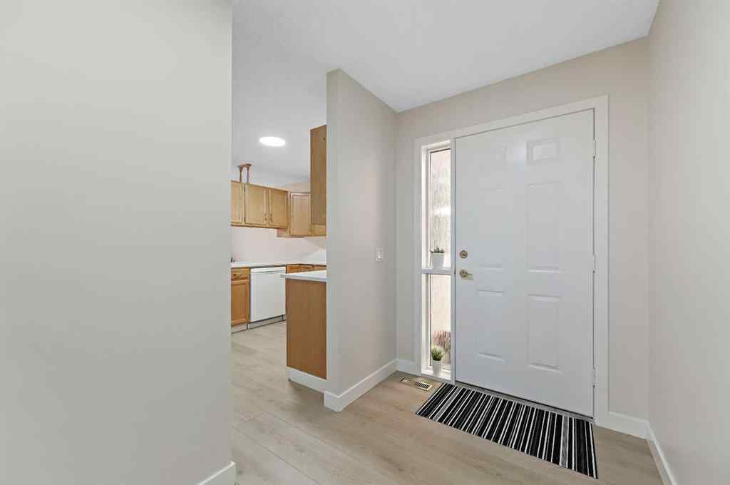 MLS® A2253877 - 22 Sandarac Circle NW in Sandstone Valley Calgary, Residential