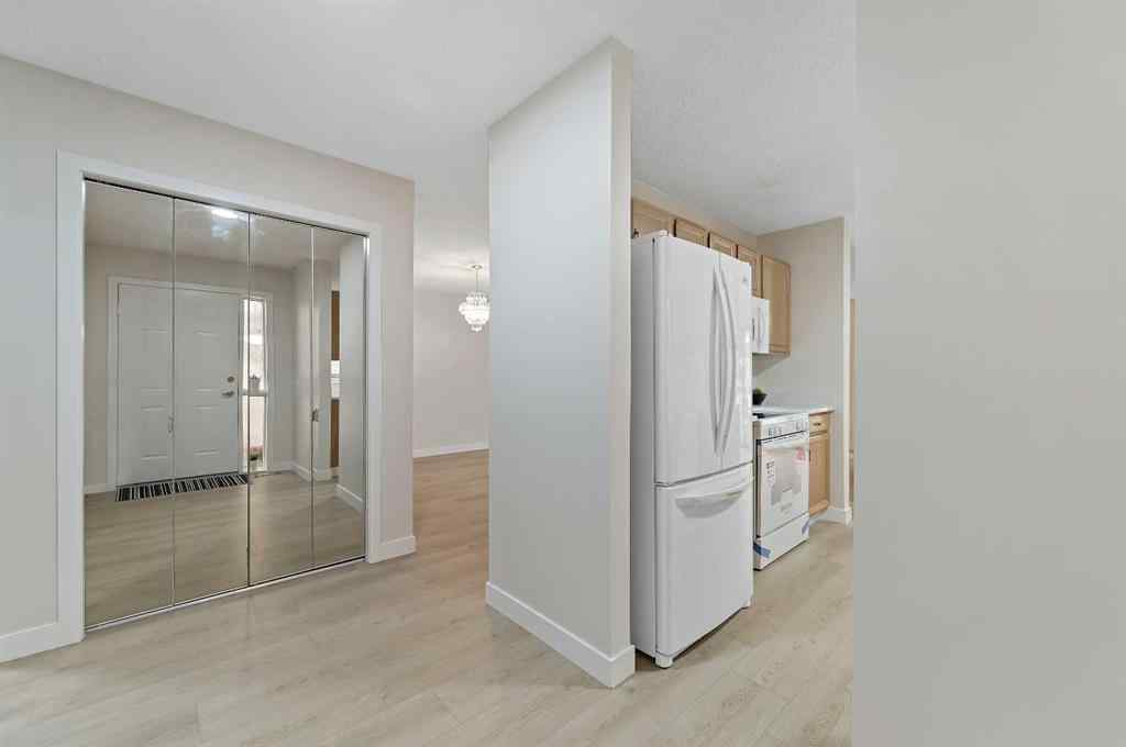 MLS® A2253877 - 22 Sandarac Circle NW in Sandstone Valley Calgary, Residential