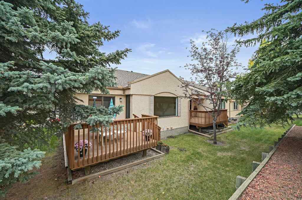 MLS® A2253877 - 22 Sandarac Circle NW in Sandstone Valley Calgary, Residential