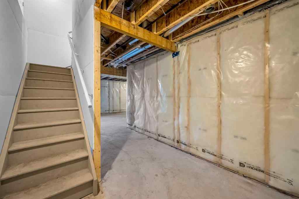 MLS® A2253883 - 641 Southwinds Close SW in Southwinds Airdrie, Residential